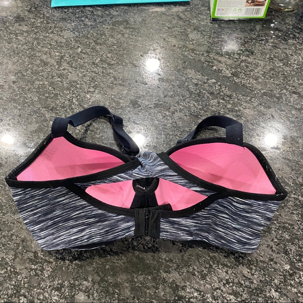 Bra - Picture 2 of 2